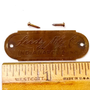 "Leedy Mfg Co Indianapolis Ind" Brass Badge Wood Hoop-Tack Snare/Bass Drum 1910s