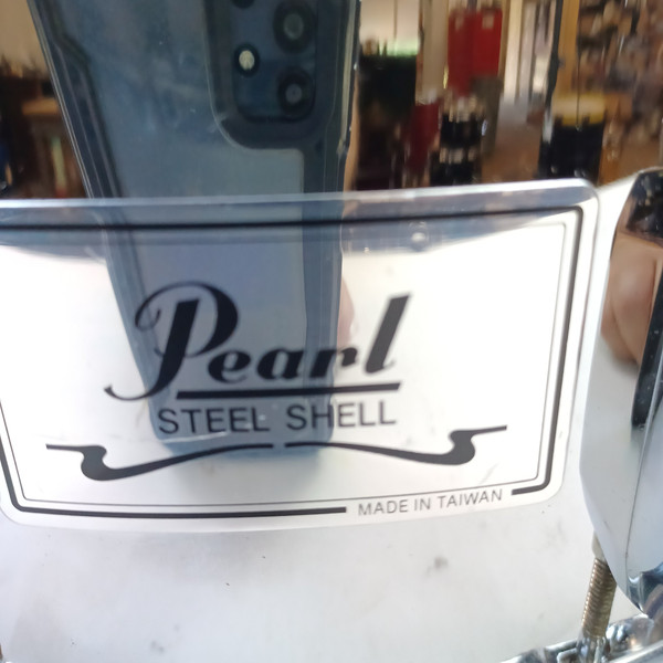Pearl 5.5x14"Steel Shell Snare Drum 8-Lug Chrome SS Evans Onyx + Remo Ambassador