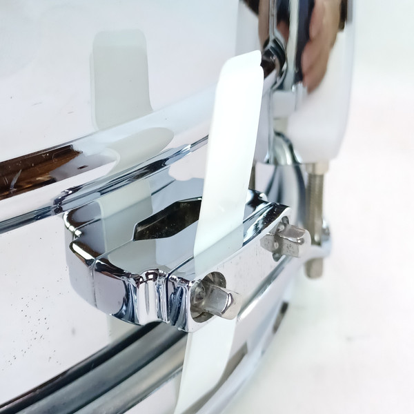 Pearl 5.5x14"Mirror Chrome Steel Shell Snare Drum 8-Lug Remo CS + Ambassador