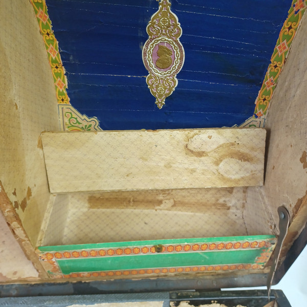 Dome/Barrel-Top Steamer Trunk 19th Century Nat.Wood+Embossed Tin