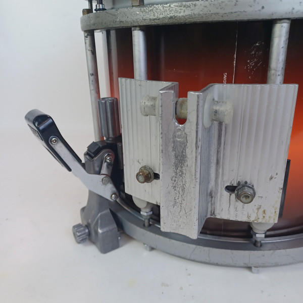 Yamaha 11x13" SFZ 9300 Marching Snare Drum Cherry-Black Fade Japan Die-Cast Rims