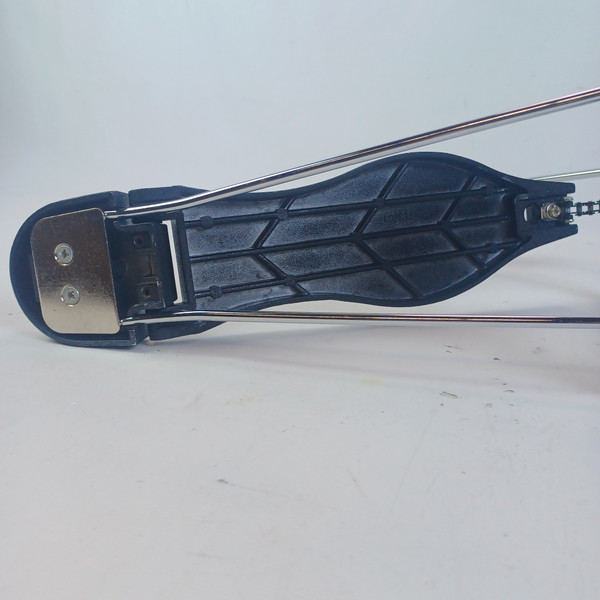 Ludwig Chain-Drive Single-Spring Bass Drum Kick Pedal Black/Aluminum Script