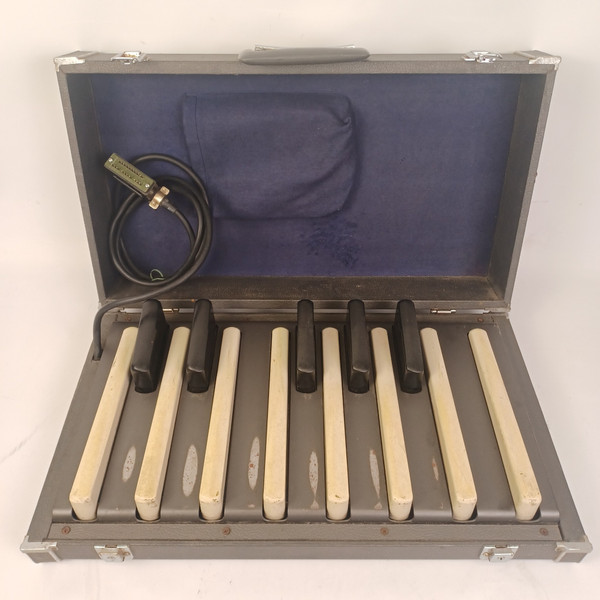 Yamaha BP-1 Bass Pedal 13-Keys +Cable+Case For: YC10/20/25D/30D/45D Combo Organs