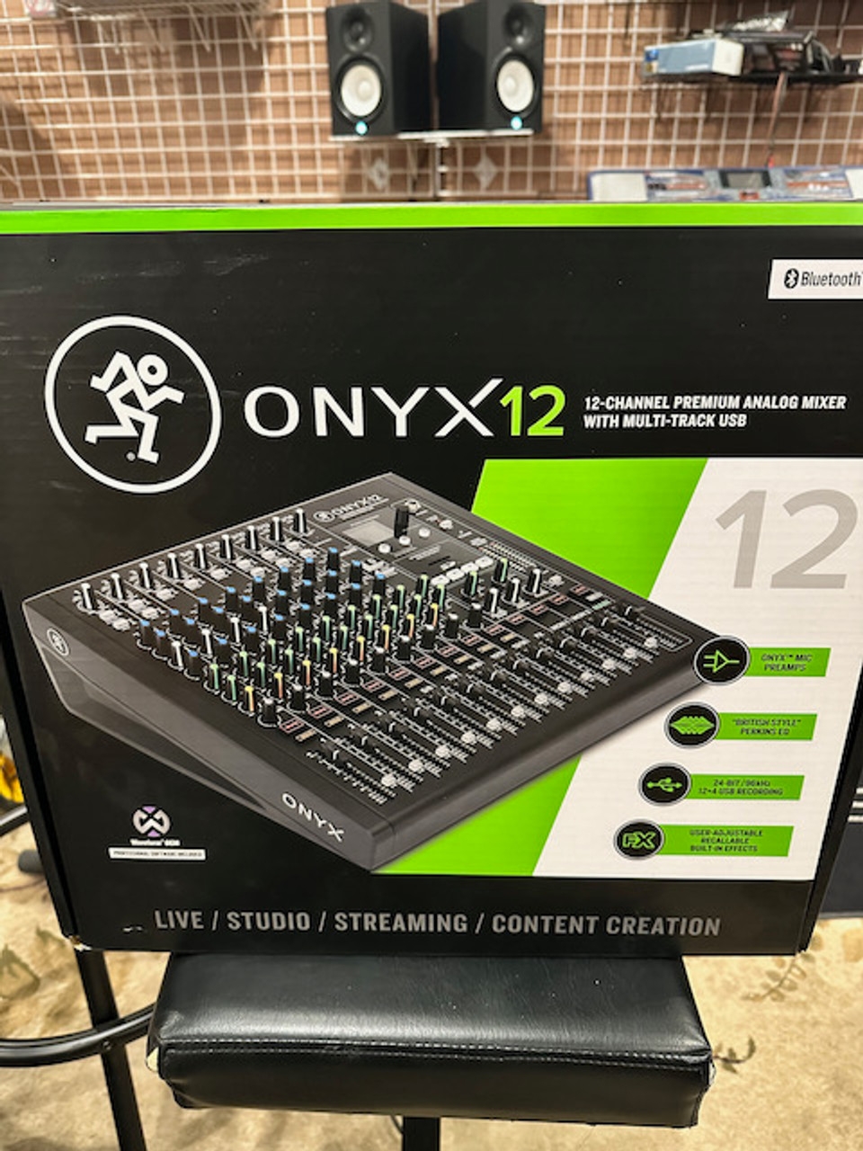 mackie ONYX12 アナログミキサー 12チャンネル Mackie Onyx12 12-Channel Mixer | FrontEndAudio.com