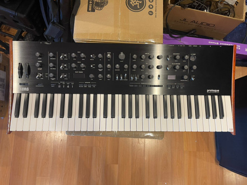 Korg Kross 2 special edition GG Gray Green 61 key synthesizer