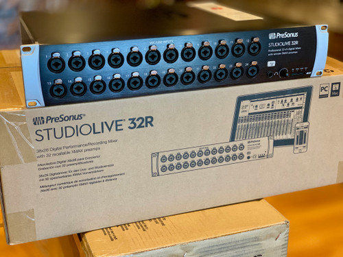 PreSonus StudioLive 32 34-input, 32-channel Series III rack mixer