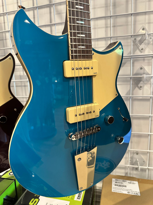 YAMAHA　REVSTAR 　RSS02T Yamaha Revstar Standard RSS02T - Swift Blue | Cream City Music