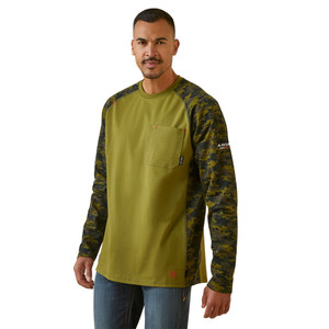 Ariat | FR Stretch Camo Baseball LS T-Shirt | Avocado Camo Ariat | FR Stretch Camo Baseball LS T-Shirt | Avocado Camo