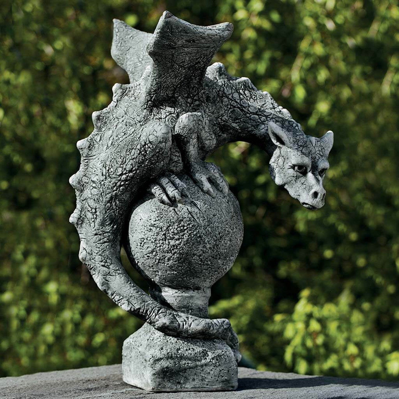 Garden Dragon Statue Fountain Dragon Ornament Resin Water Feature Sculpture  For Home Garden Decoration