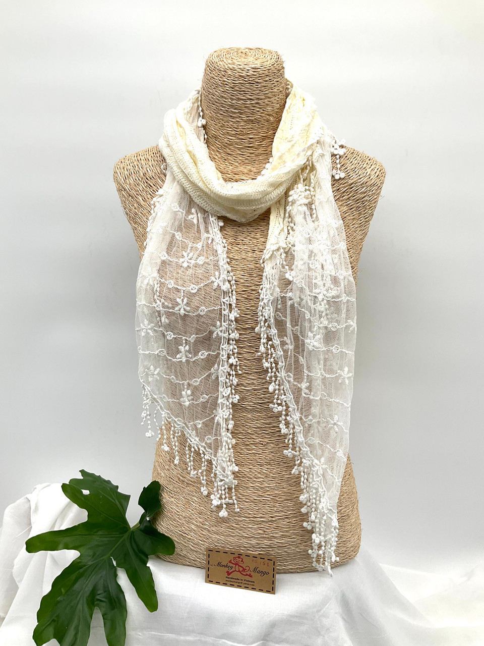 小物 Eaphi /BOUCLE SUKASHI SHAWL beige Monkey Mango Solid Lace Scarf - New Moon Boutique