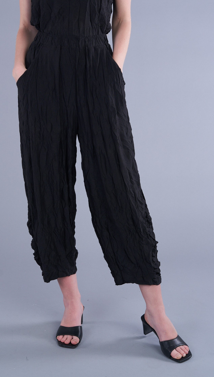 Shana Black Crinkle Taper Pant - New Moon Boutique