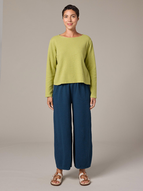 Cut Loose Pucker Doublecloth Cropped Pant with Darts