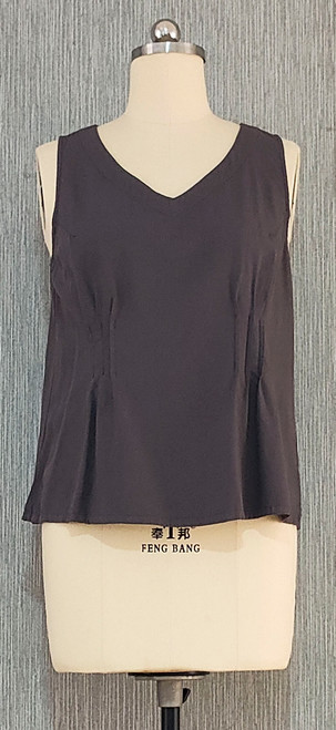 Kleen V-Neck Tucks Tank