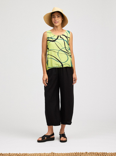 Cut Loose Black Rayon Parachute Cropped Pant with Darts
