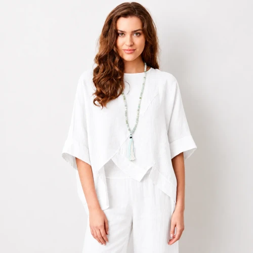 Suzy D White Linen Uneven Hem Top