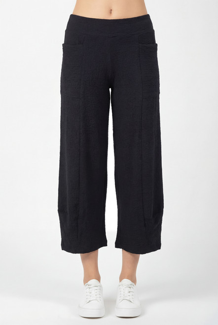 Inoah Black Textured Pant