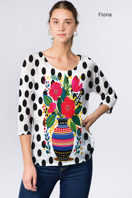 Et' Lois Centerpiece Soft Knit Top