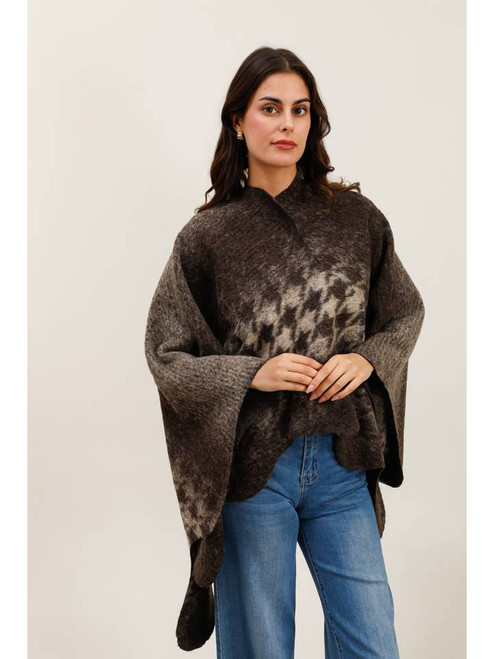 La Maison Houndstooth Poncho