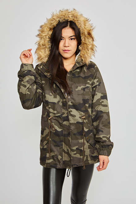 Hooded Jacket with Fur - Camo 