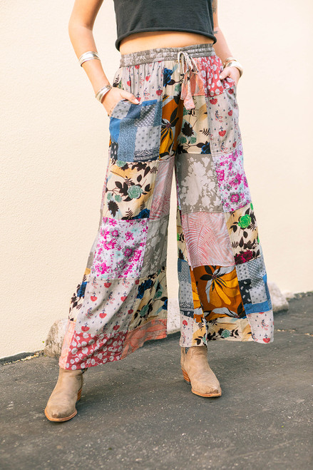 Nepal Floral Cotton Pant - Taupe