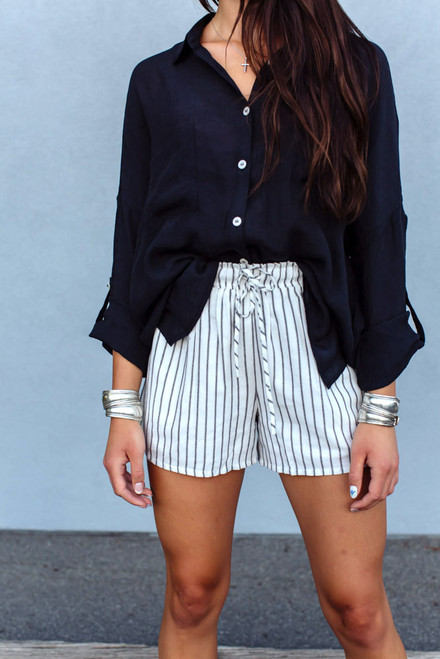 Sia Lightweight Button Down - Black