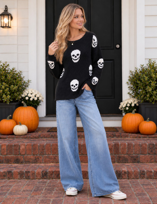 Halloween Skull Pattern  Sweater Black/White
