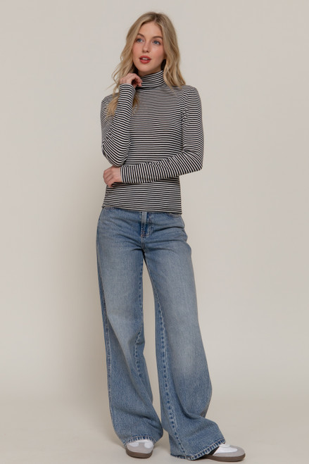 Cassie Stripe Turtleneck - Black/White