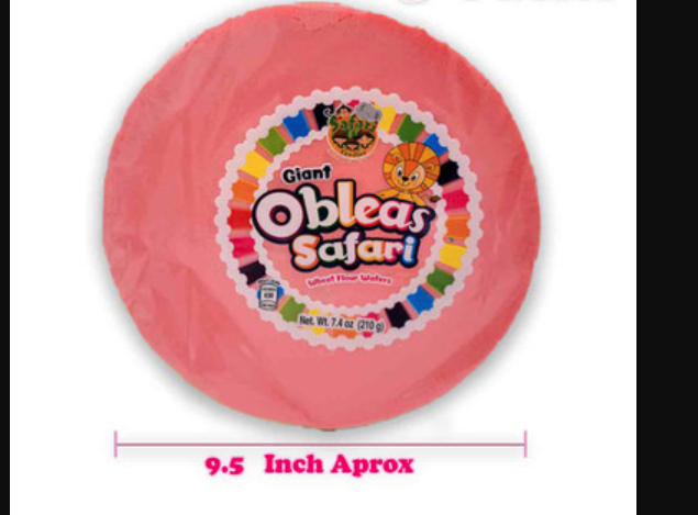 Thin and crunchy waffers from the mexican brand of candies "Safari". This new presentation comes in it's giant size and with colorful tones.