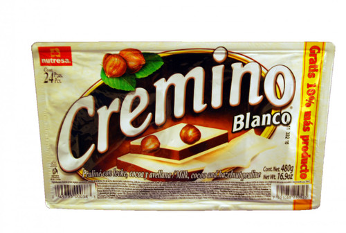 Cremino's delightful taste comes out of the appetizing praline candy: a smooth, sweet caramel made of boiled hazelnuts and sugar that is later added to a chocolate mixture. 