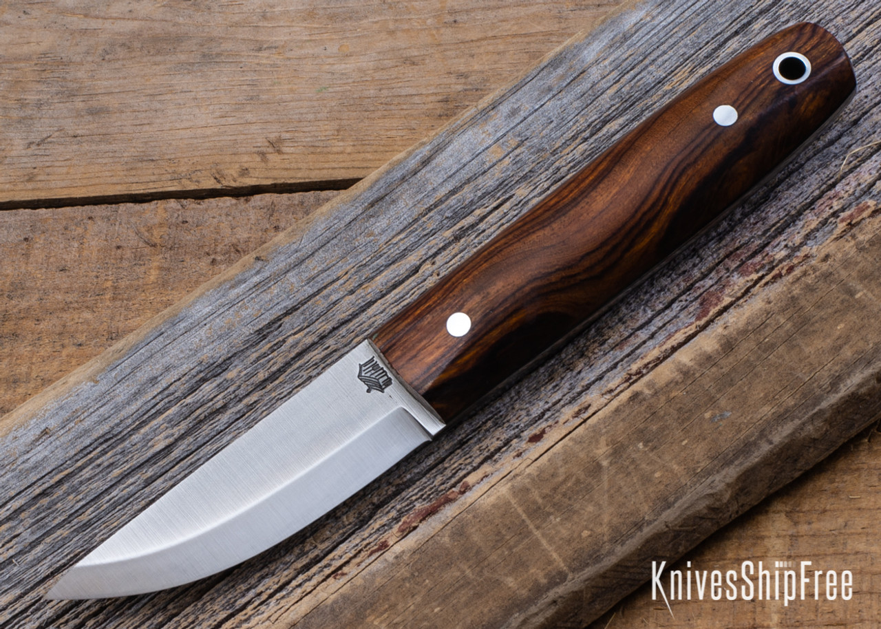 Aurora Scandi /Magna-Cut Desert Ironwood www.castroarquitetos.com