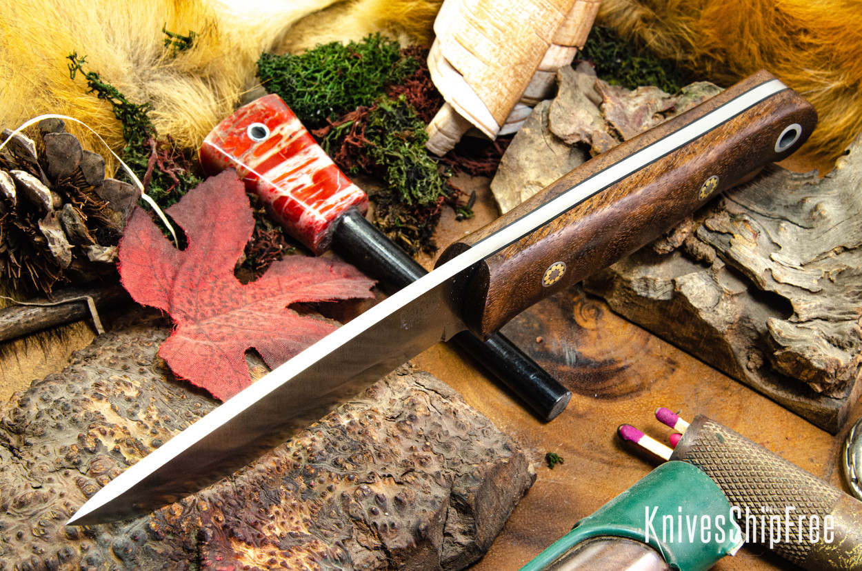 Bark River Knives: Bushcrafter II - CPM 3V - Walnut Burl - Black 