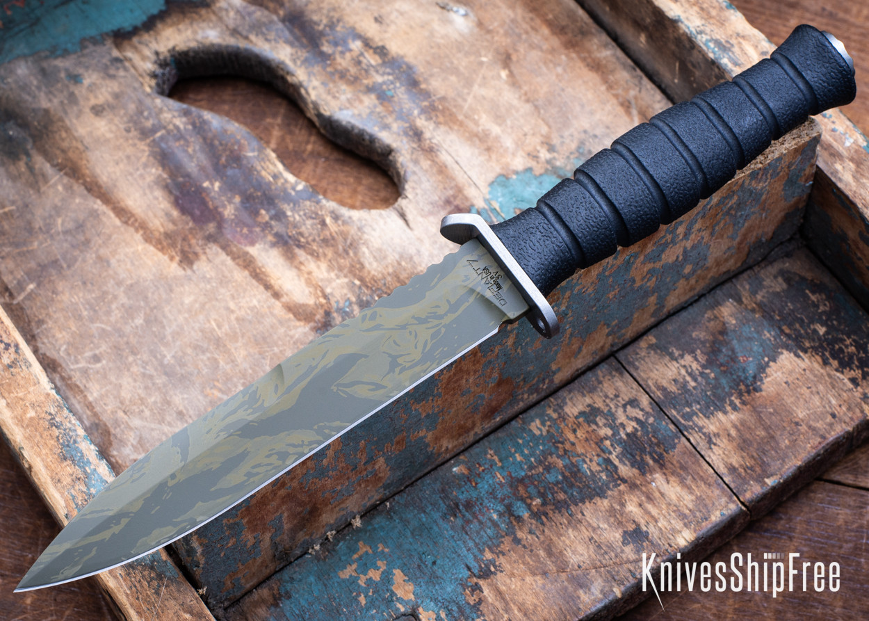Defiant 7: M320 Fighting Knife - Black Polymer - CPM-3V - Tiger