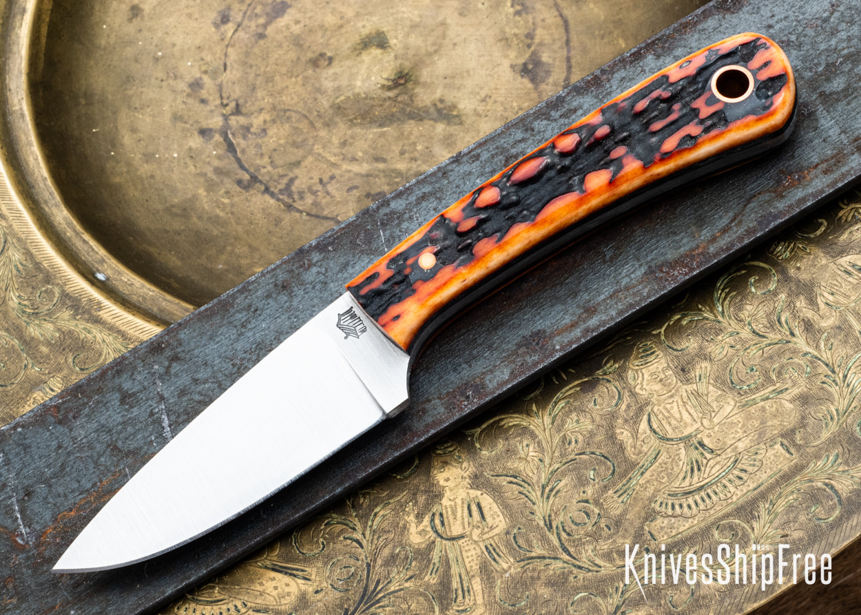 L.T. Wright Knives: Frontier Valley - Knobby Amber Stag - Black