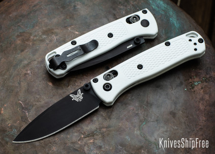 Benchmade Knives: 533-04 Mini Bugout - Mesa Red Grivory - CPM-S30V - AXIS  Lock