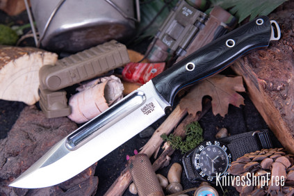 Bark River Knives: Squad Leader II - CPM 3V - Black Linen Micarta - Blue Liners - Hollow Pins