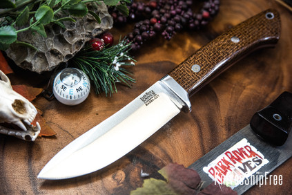 Bark River Knives: Classic Semi Skinner - MagnaCut - Tan Burlap Micarta - Red Liners - Mosaic Pins
