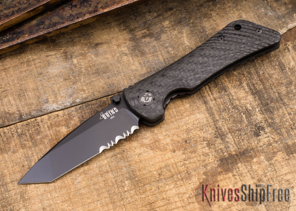 Southern Grind: Spider Monkey - Tanto Black Serrated Blade - Carbon Fiber