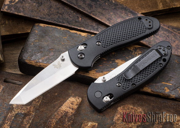 Benchmade Knives: 553-S30V Griptilian - Tanto - CPM-S30V - AXIS Lock