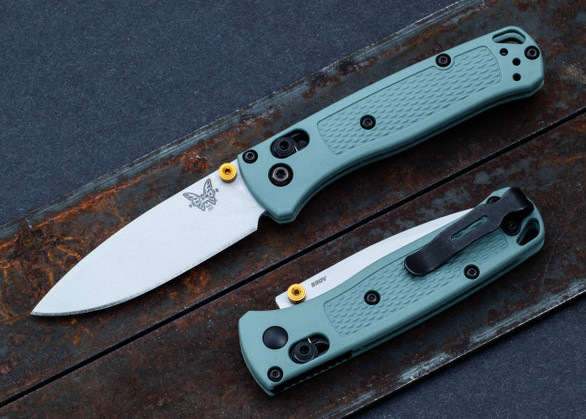 Benchmade Knives: 533SL-07 Mini Bugout - AXIS Lock - Sage Green Grivory - CPM-S30V - Crushed Silver Cerakote