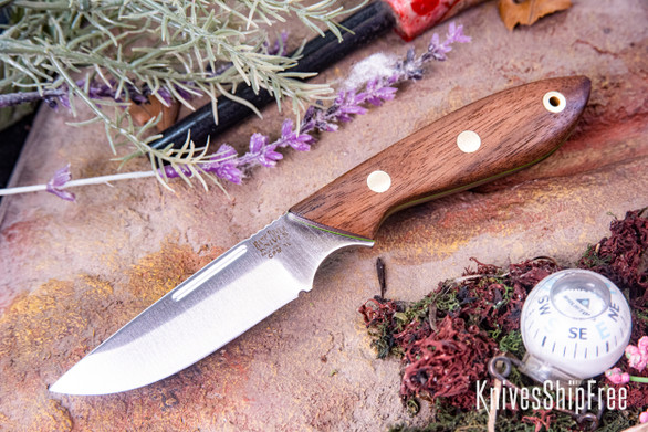 Bark River Knives: Adventurer - CPM 3V - American Walnut - Toxic Green Liners - Brass Pins