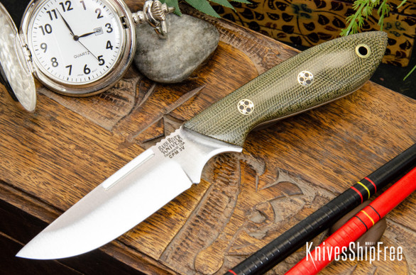 Bark River Knives: Adventurer - CPM 3V - Green Canvas Micarta - White Liners - Mosaic Pins