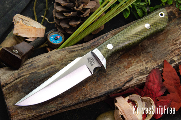 Bark River Knives: Lionhound - CPM 4V - Green Canvas Micarta - Black Liners