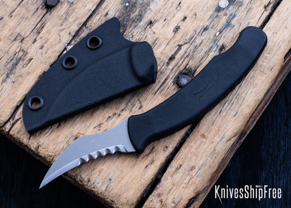 Ed's Manifesto & Kopis Designs: L-Via Field Knife - Black - Ramped Matte - Serrated