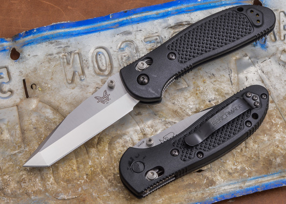 Benchmade Knives: 553 Griptilian Tanto