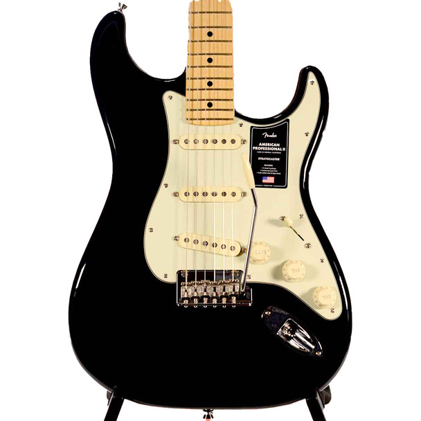 Fender American Professional II Stratocaster - Maple Fingerboard, Black