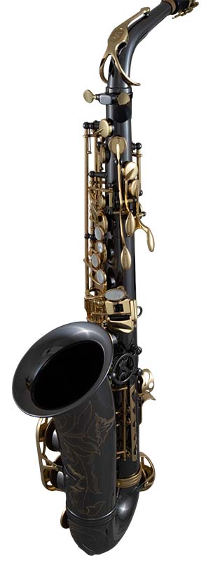 black alto saxophones