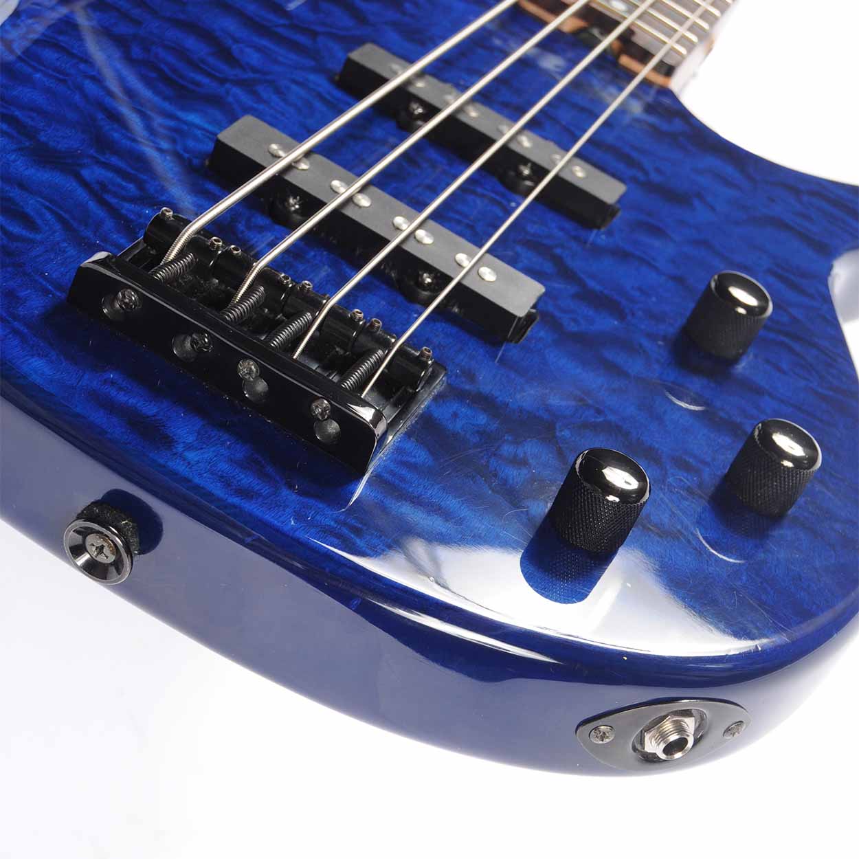 PEAVEY MILLENNIUM BXP ブルーエレキベース 5弦 Peavey Millennium 5 BXP - Trans Blue | Sweetwater