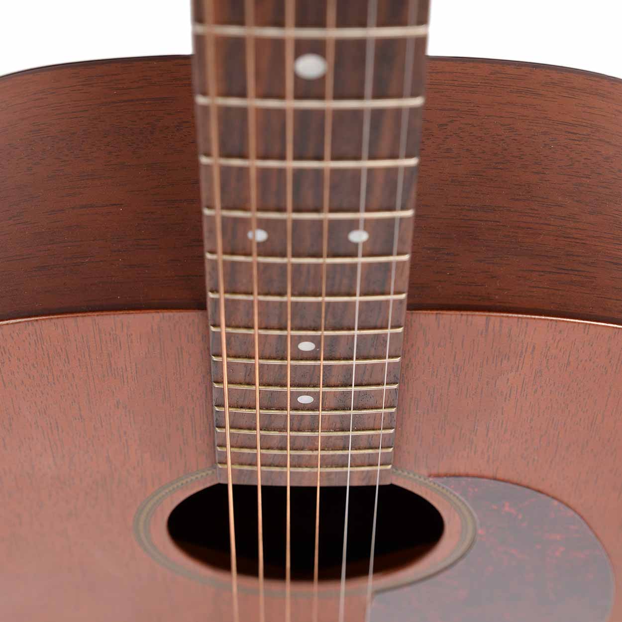 Martin D-15 Mahogany マホガニー ピックアップ付き Amazon.com: Martin Guitar D-15M with Gig Bag, Acoustic