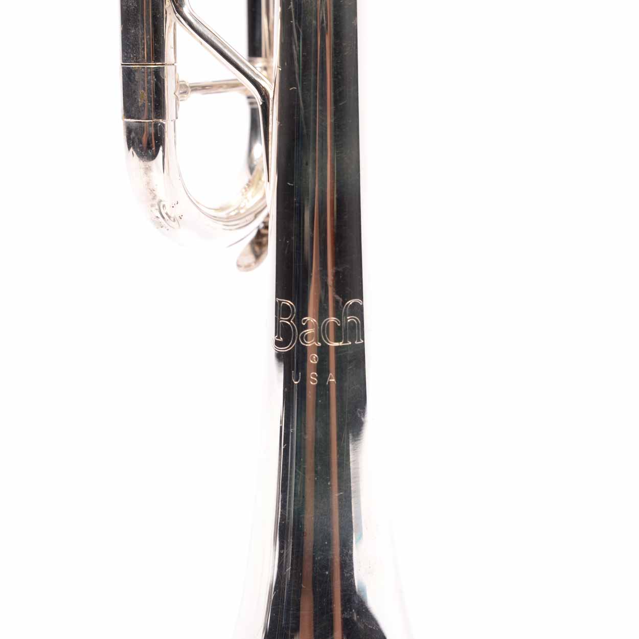 Bach TR300 Student Trumpet Outfit - Silver USED [E70905] - The