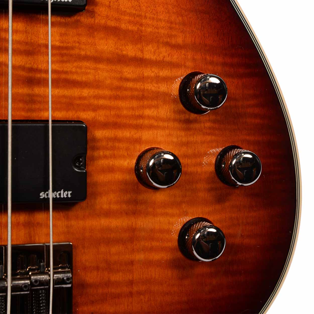 Schecter Diamond Series Omen Extreme-4 Bass Active Pickups & Bag